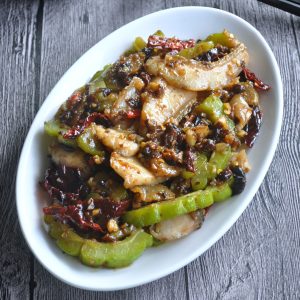 Braised Fish Tail with Bittergourd 苦瓜鱼尾