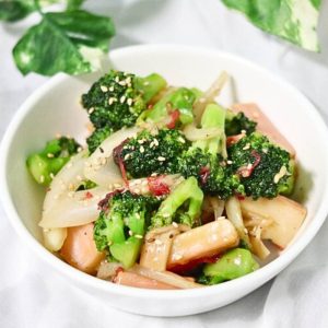 brocolli with crab meat ⻄兰花扒蚧肉