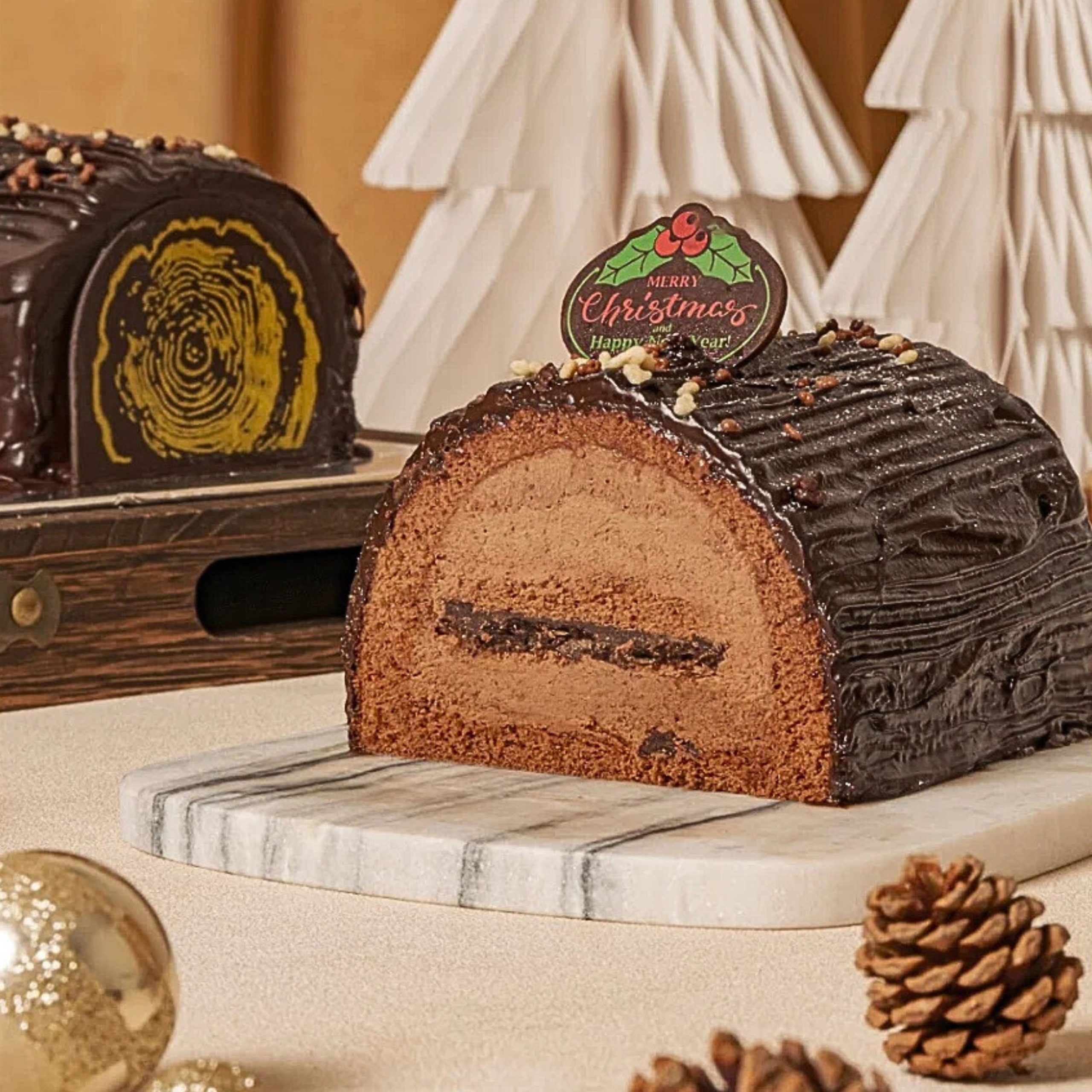 Royal Chocolate Log Cake 2